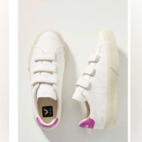 Veja Shoes - Veja RECIFE LEATHER Sneakers